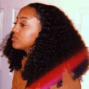 Meet your Posher, Naomi